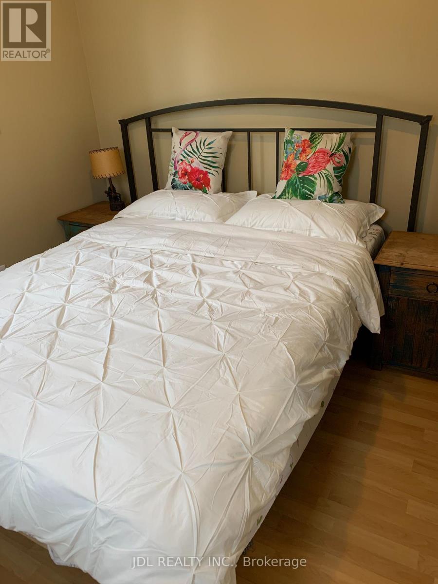 3188 LAKESHORE ROAD - 14