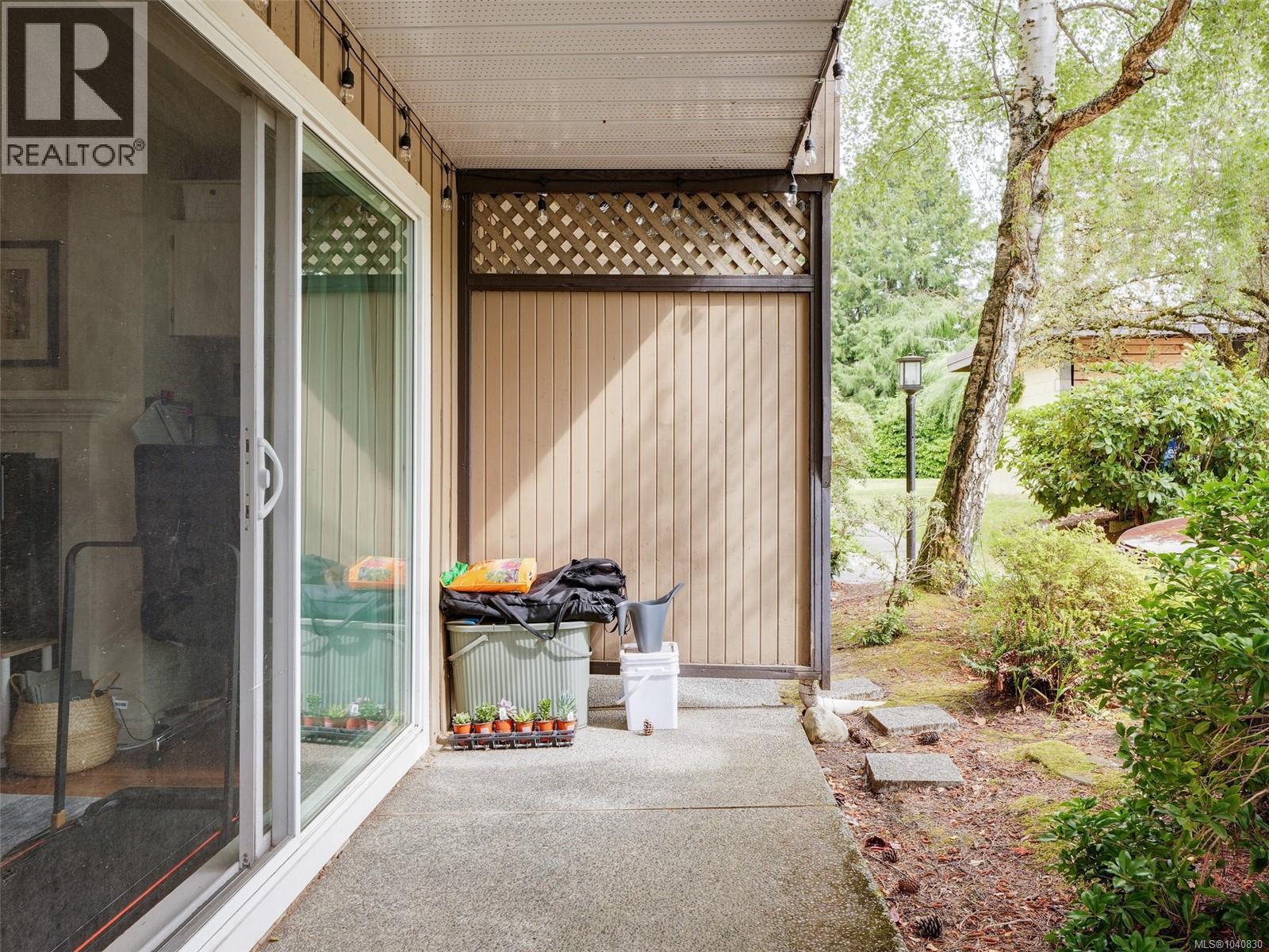 #111 3215 Alder St - 16