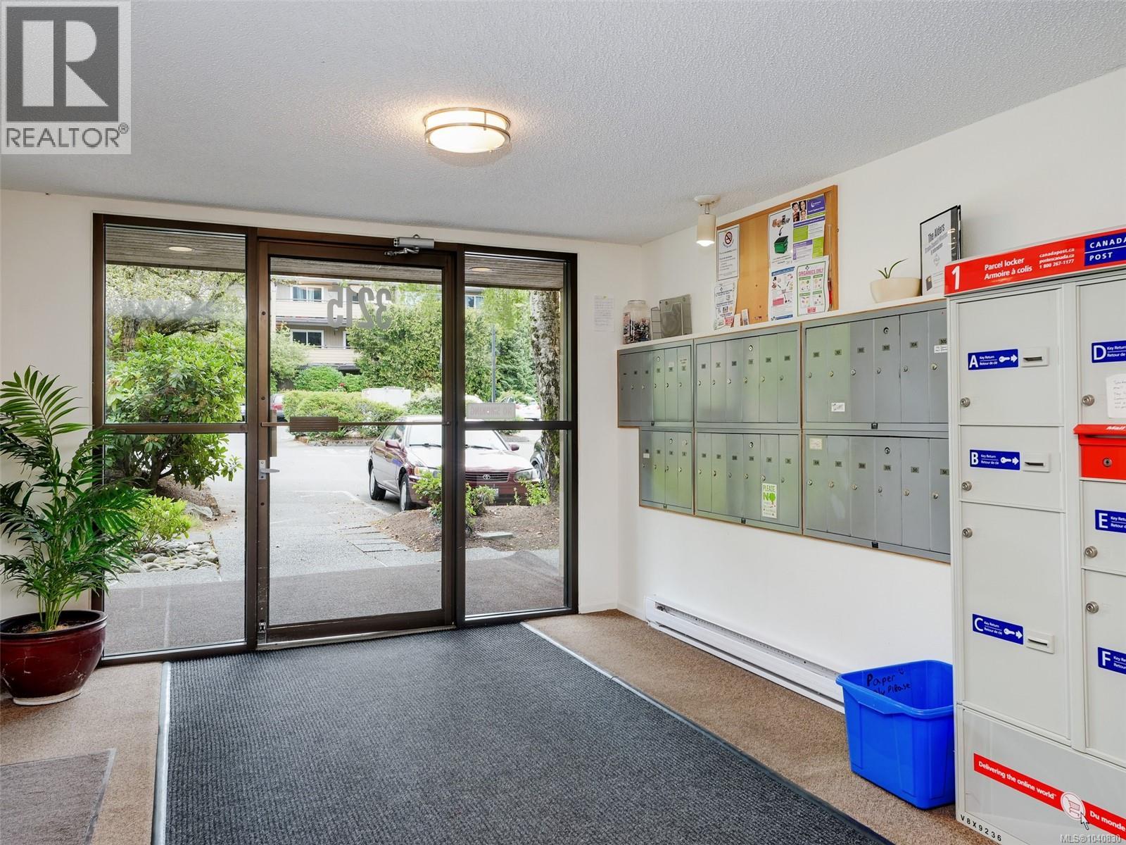 #111 3215 Alder St - 23