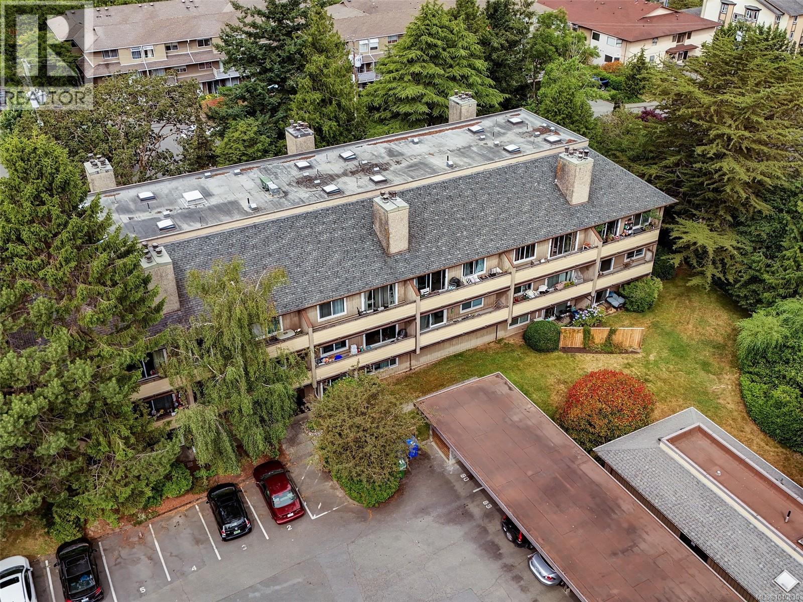 #111 3215 Alder St - 33
