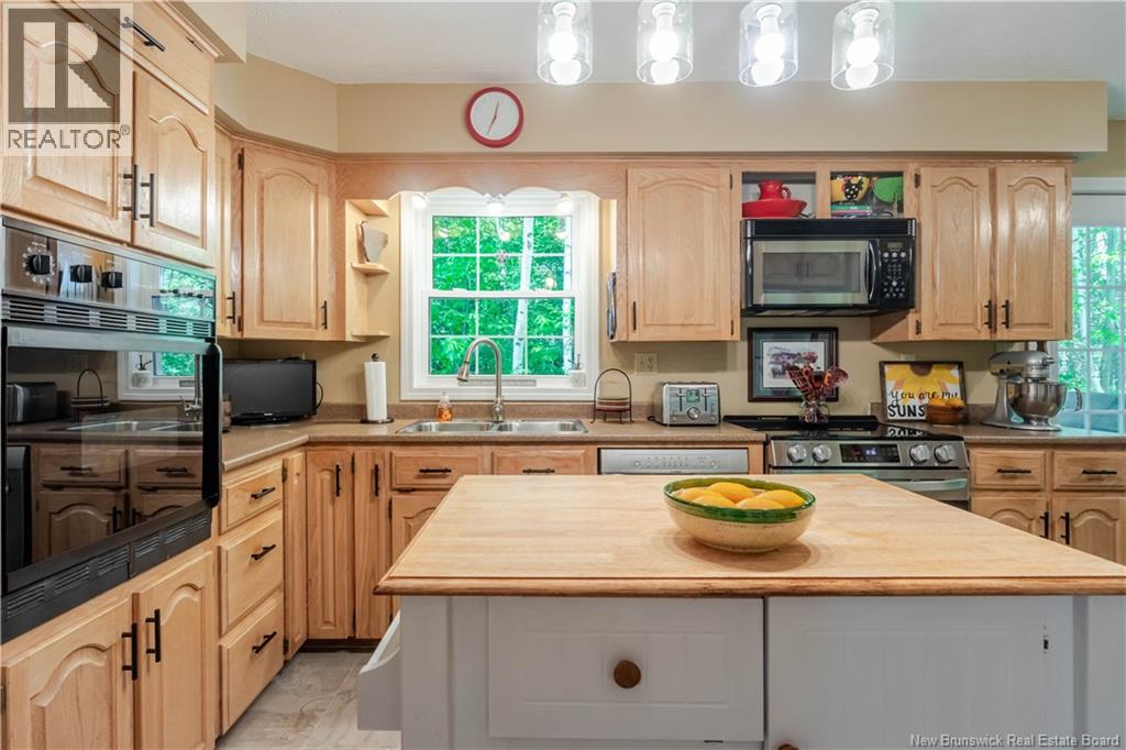 84 Tudor Avenue - 11