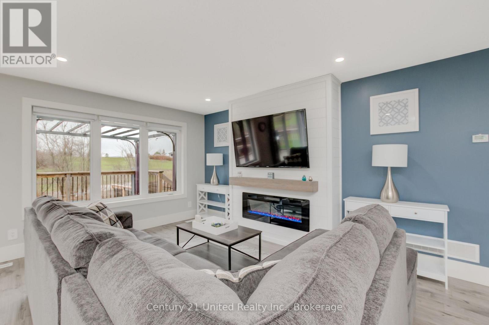 109 MEAGAN LANE - 15