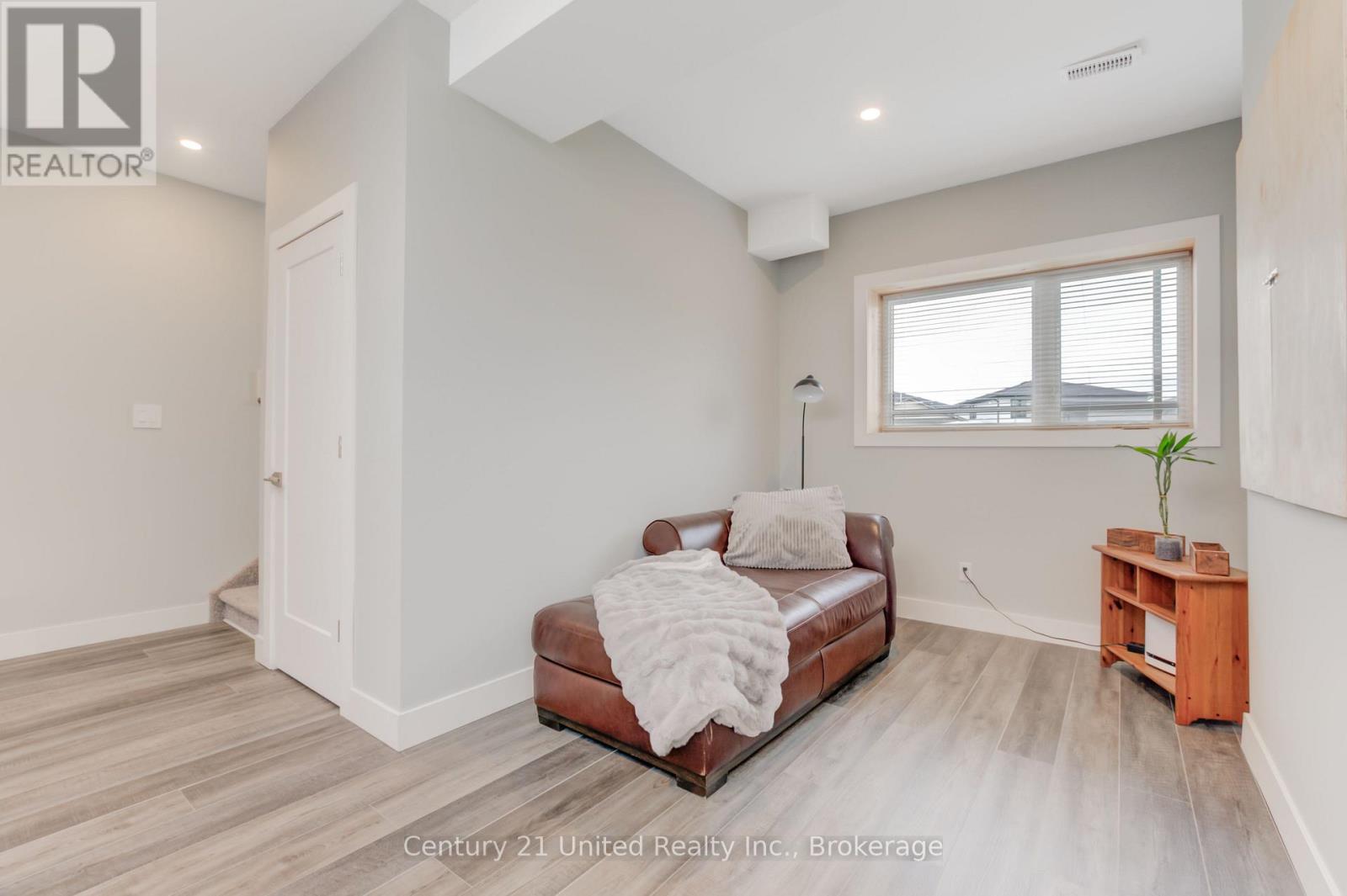 109 MEAGAN LANE - 27