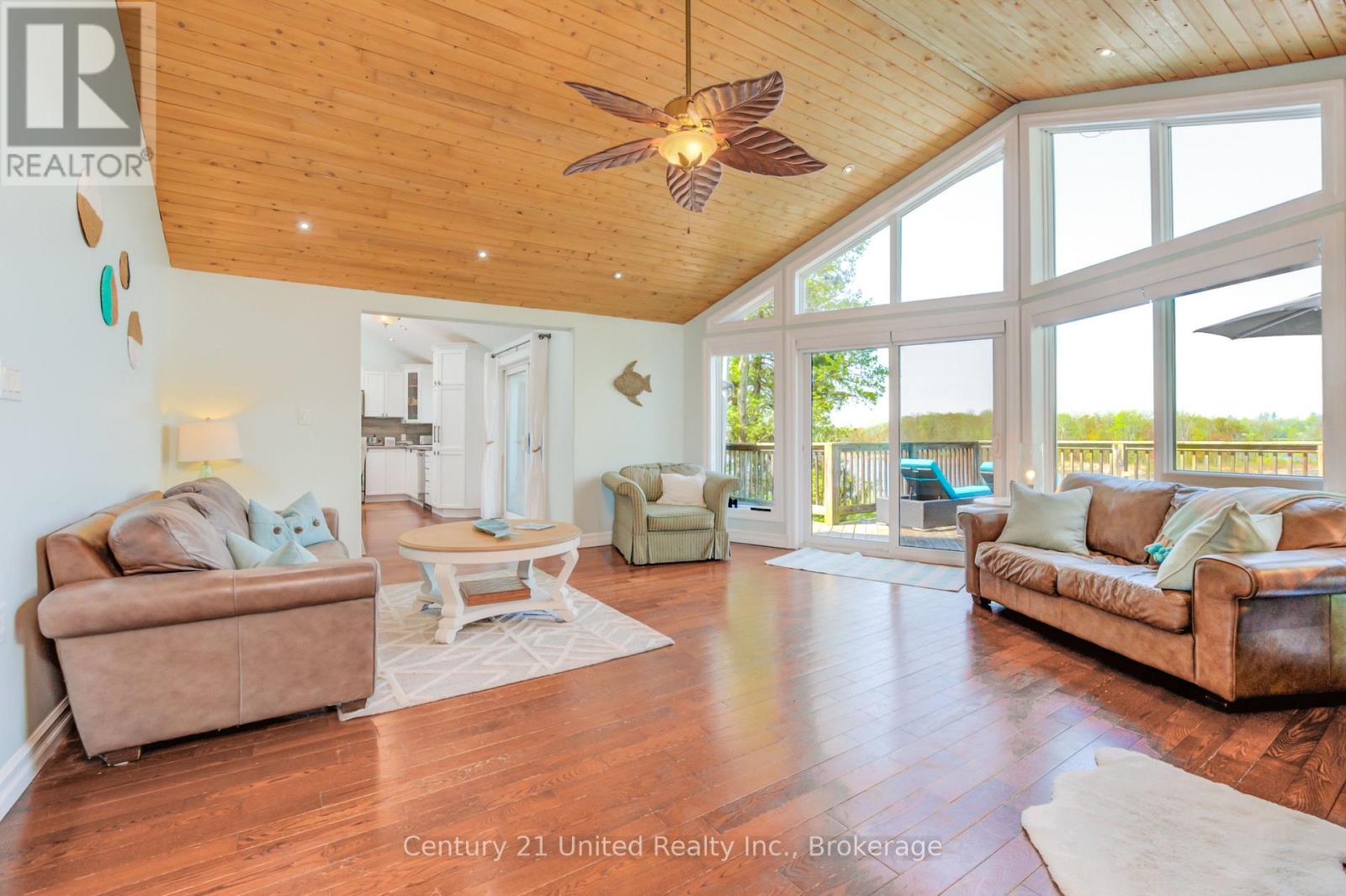 64 SUNNYBRAE LANE - 14