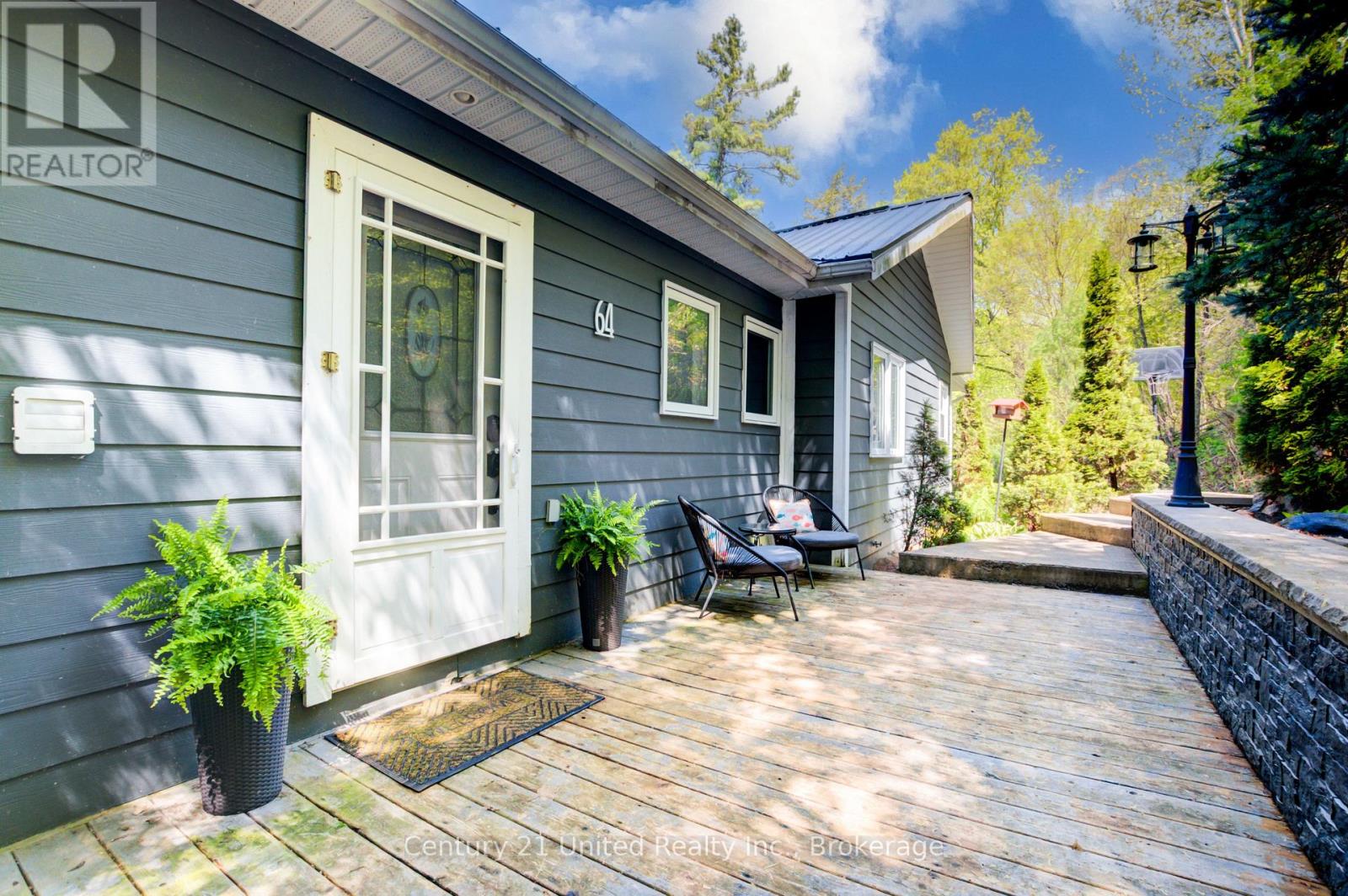 64 SUNNYBRAE LANE - 3