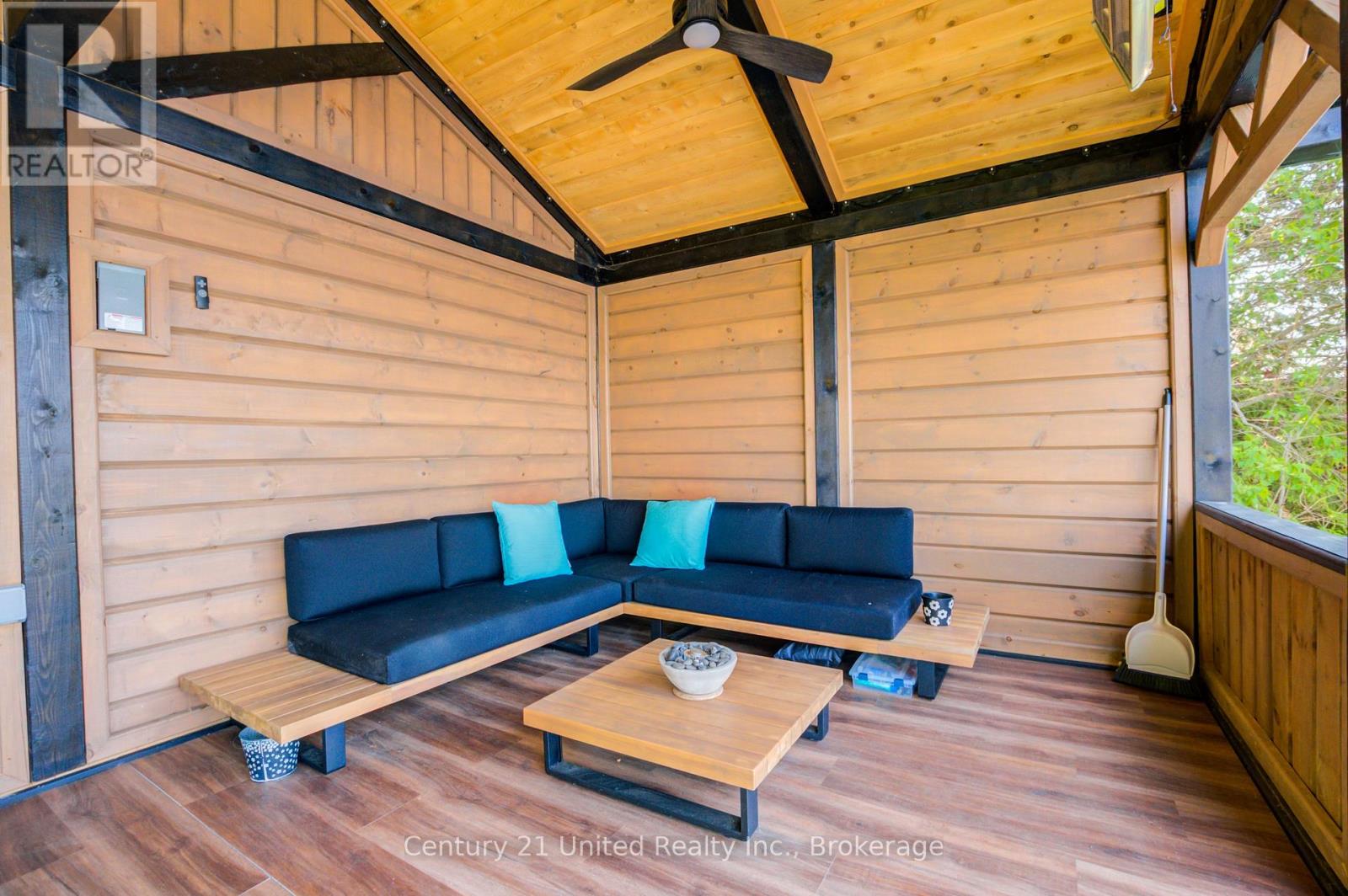64 SUNNYBRAE LANE - 45