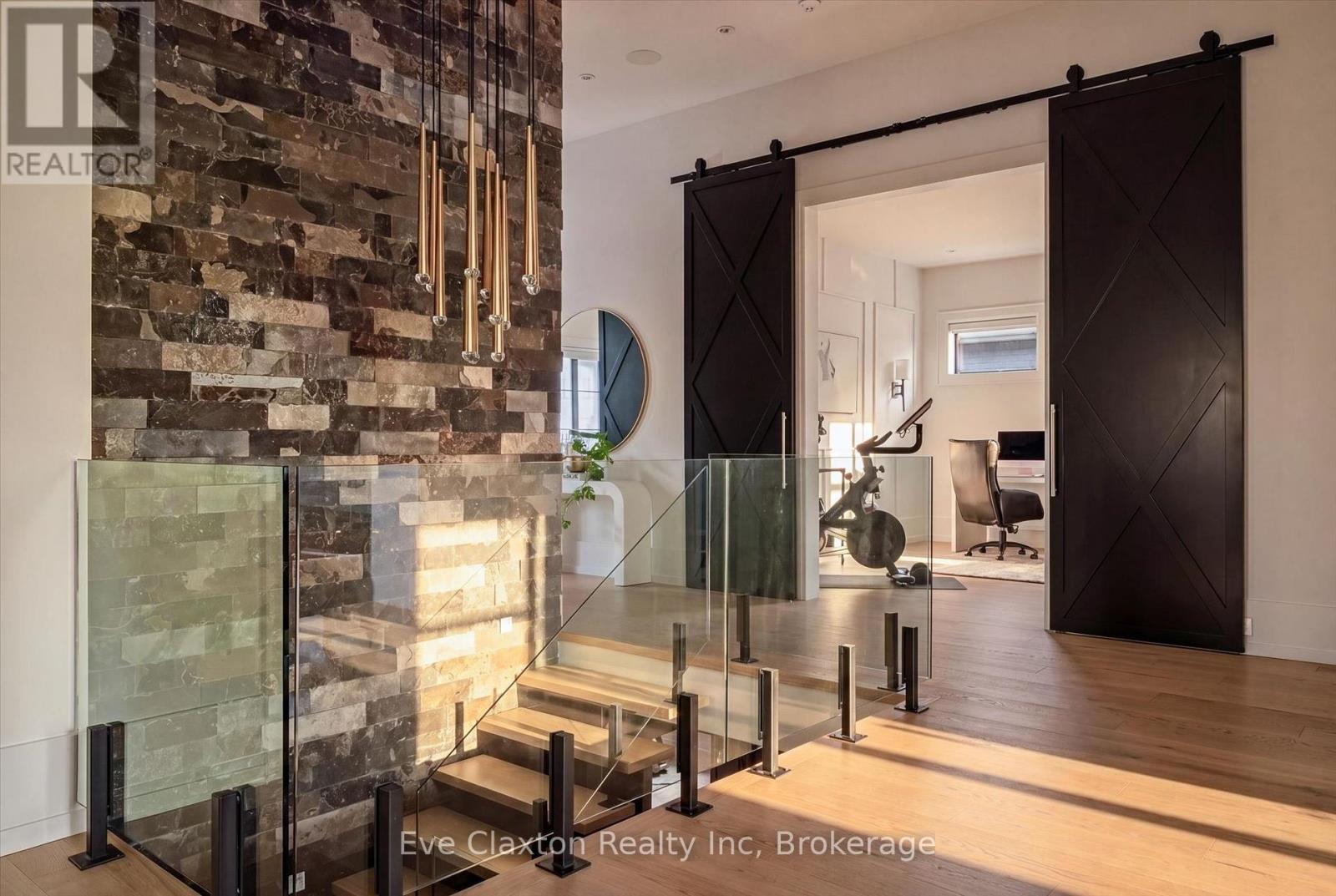 54 FOREST STREET - 18