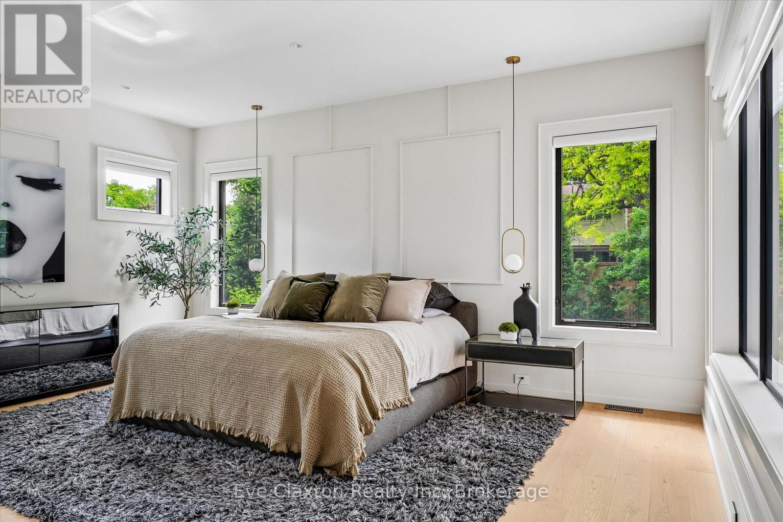 54 FOREST STREET - 22