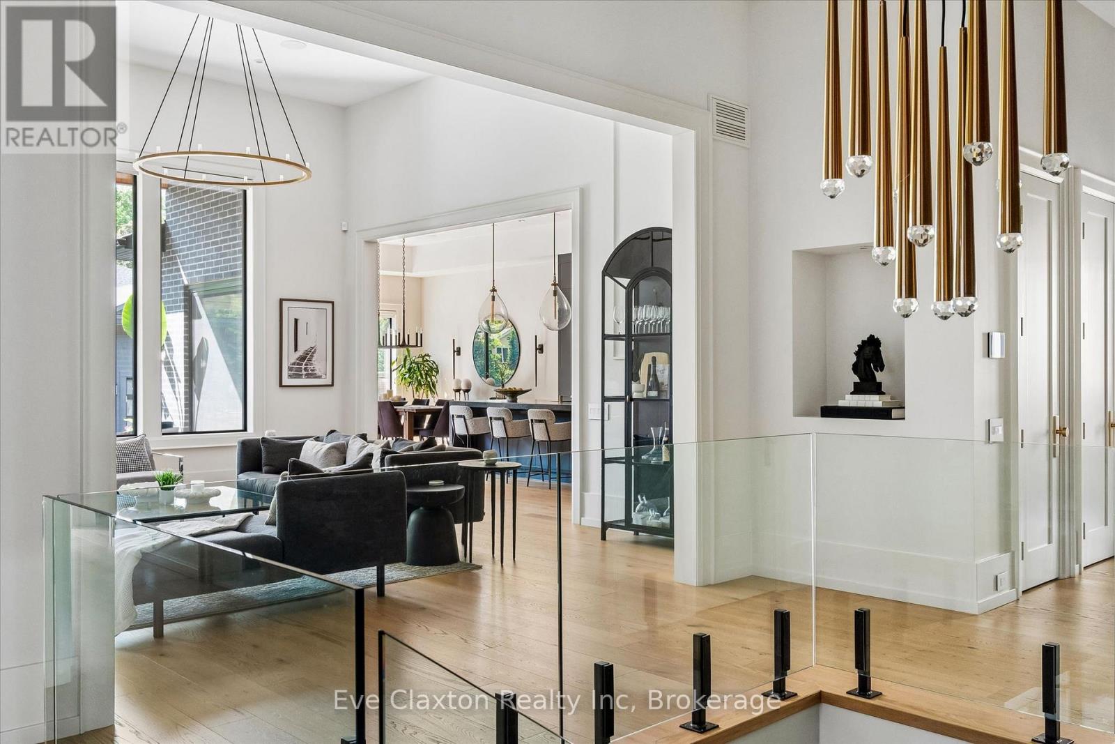 54 FOREST STREET - 6