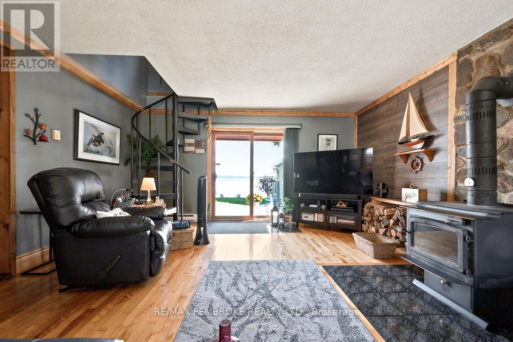 1213 BURNS DRIVE - 15
