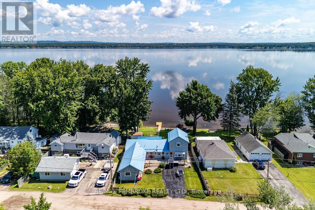 1213 BURNS DRIVE - 44