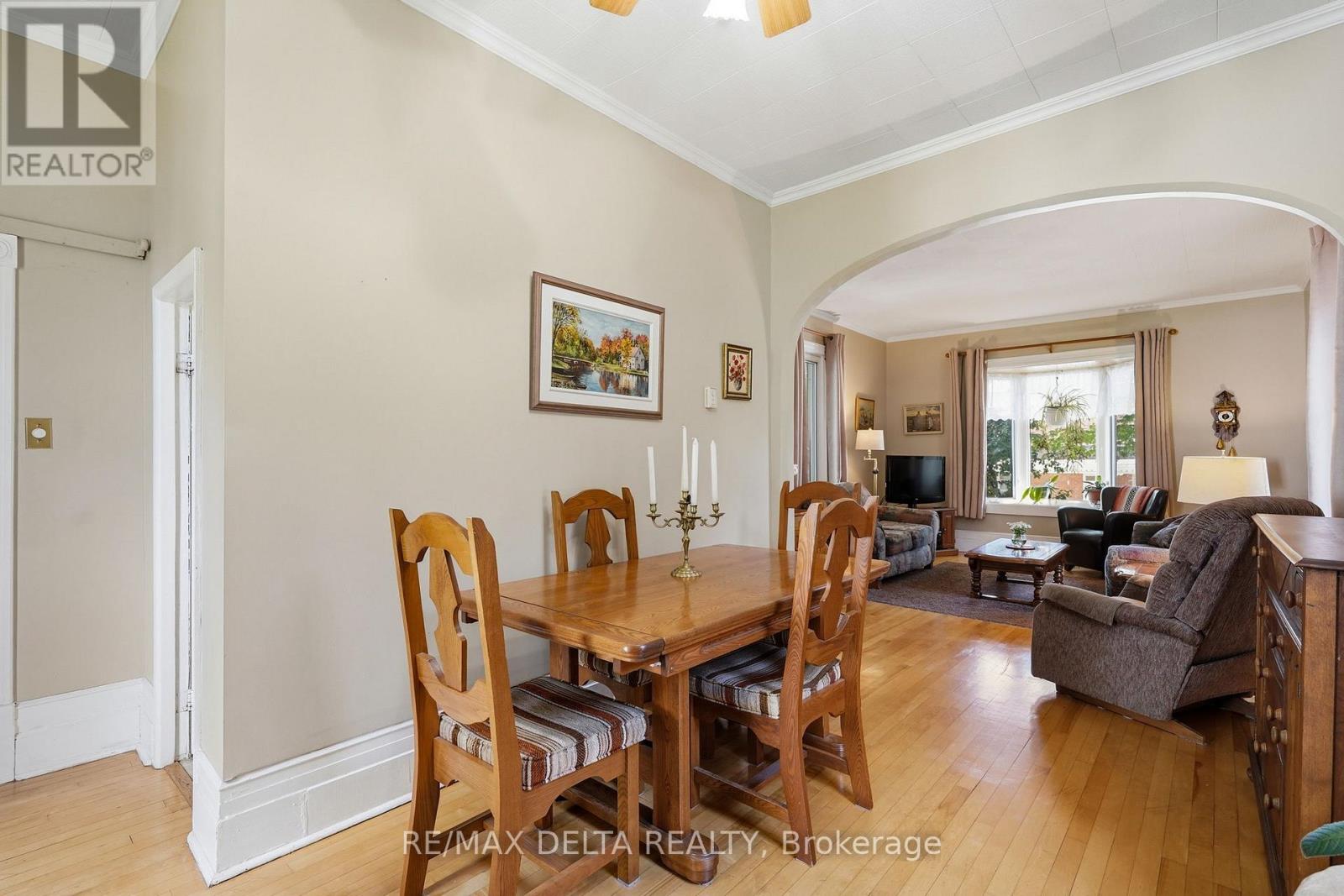 28 JAY STREET - 18