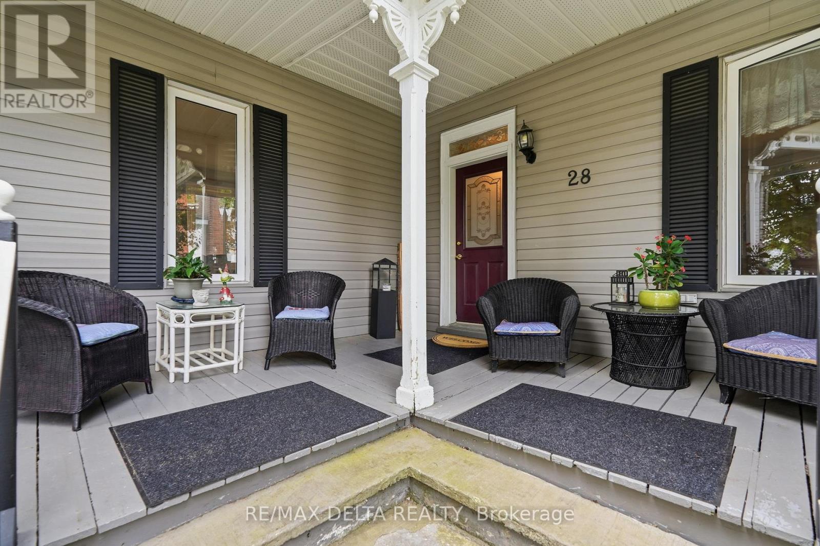 28 JAY STREET - 5