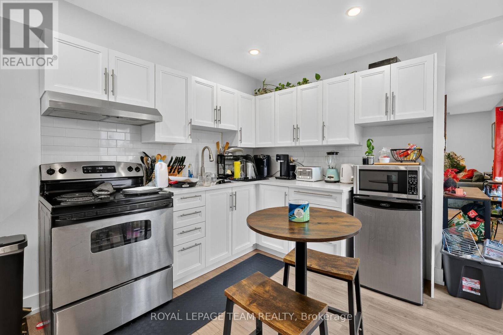 169 FLORENCE STREET - 23