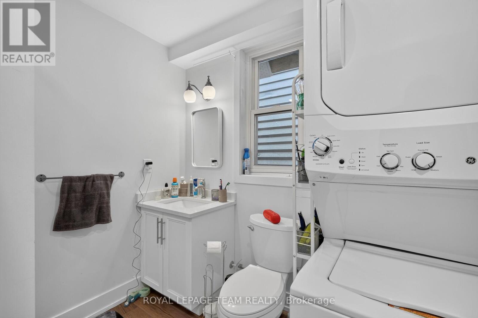 169 FLORENCE STREET - 27