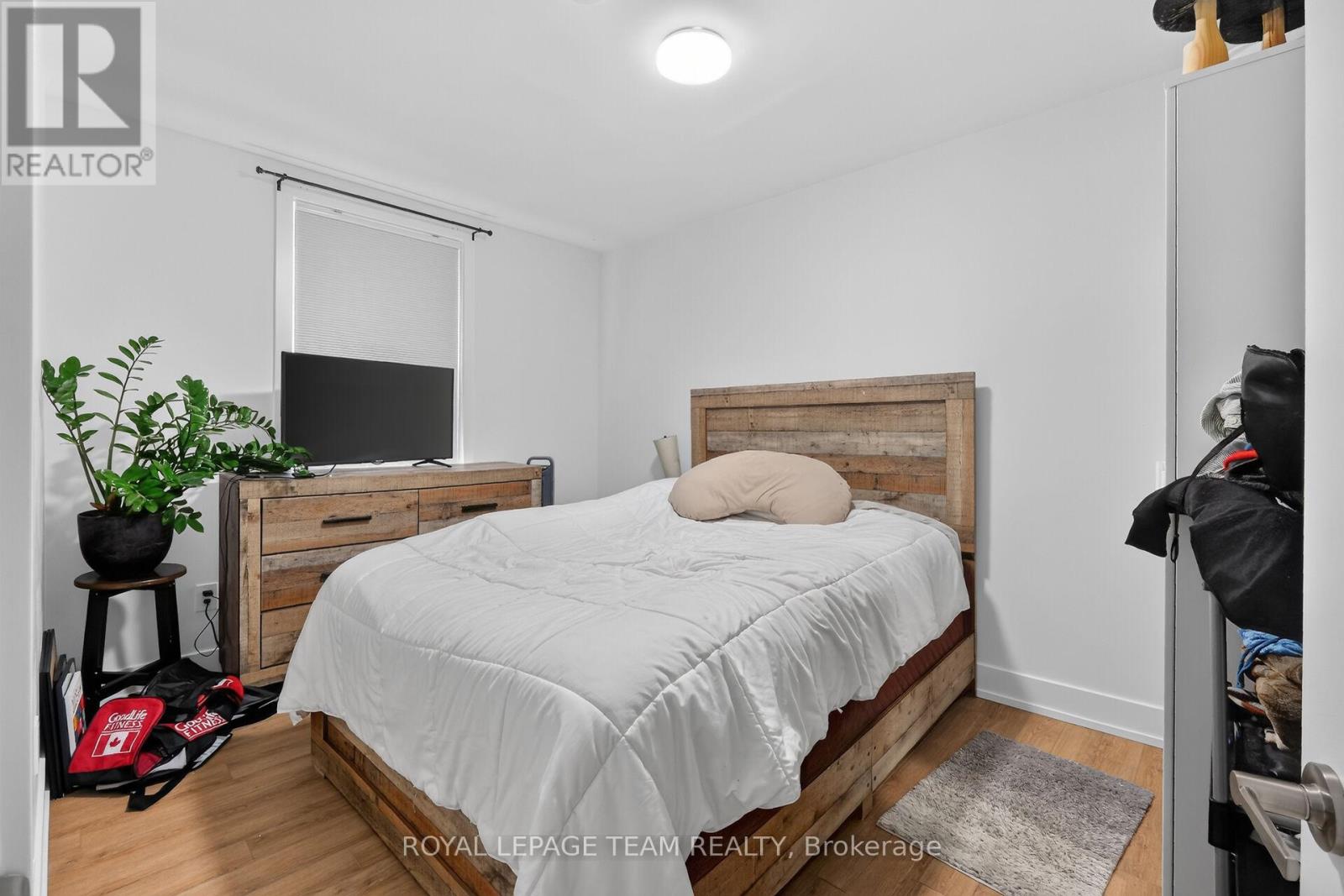 169 FLORENCE STREET - 29