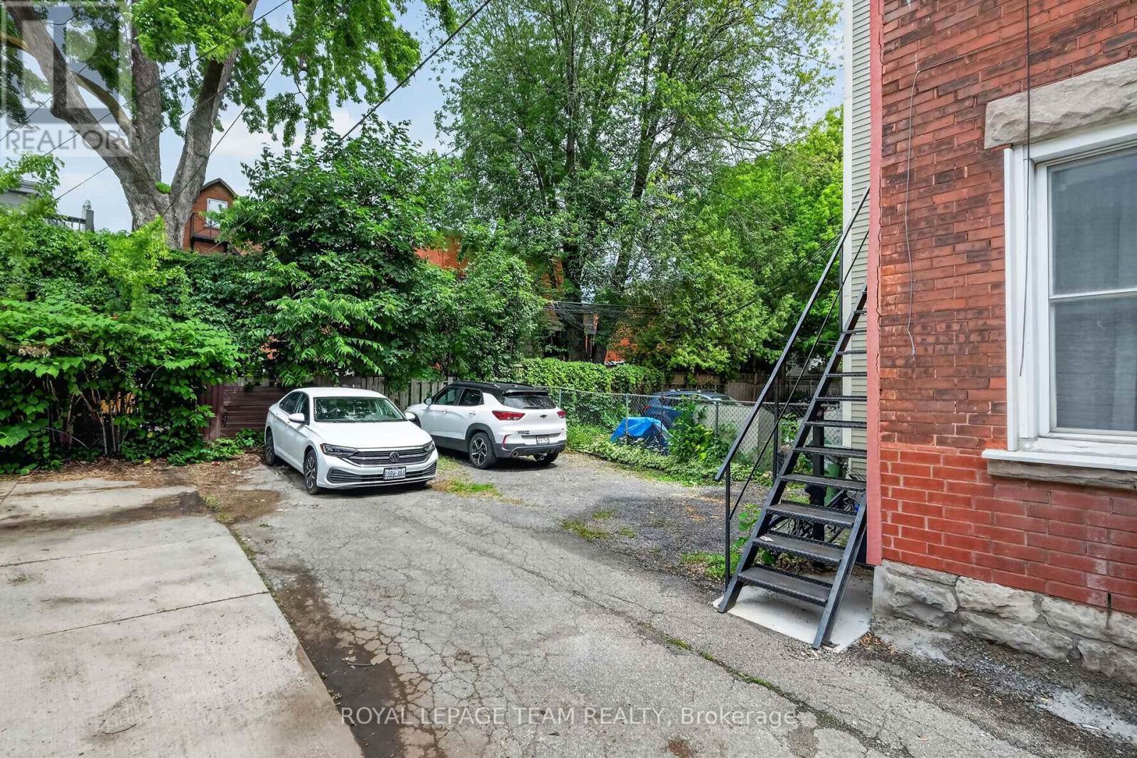 169 FLORENCE STREET - 35
