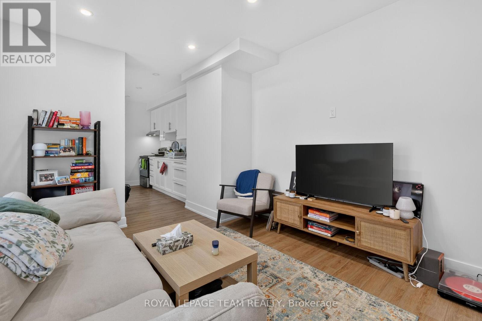 169 FLORENCE STREET - 6