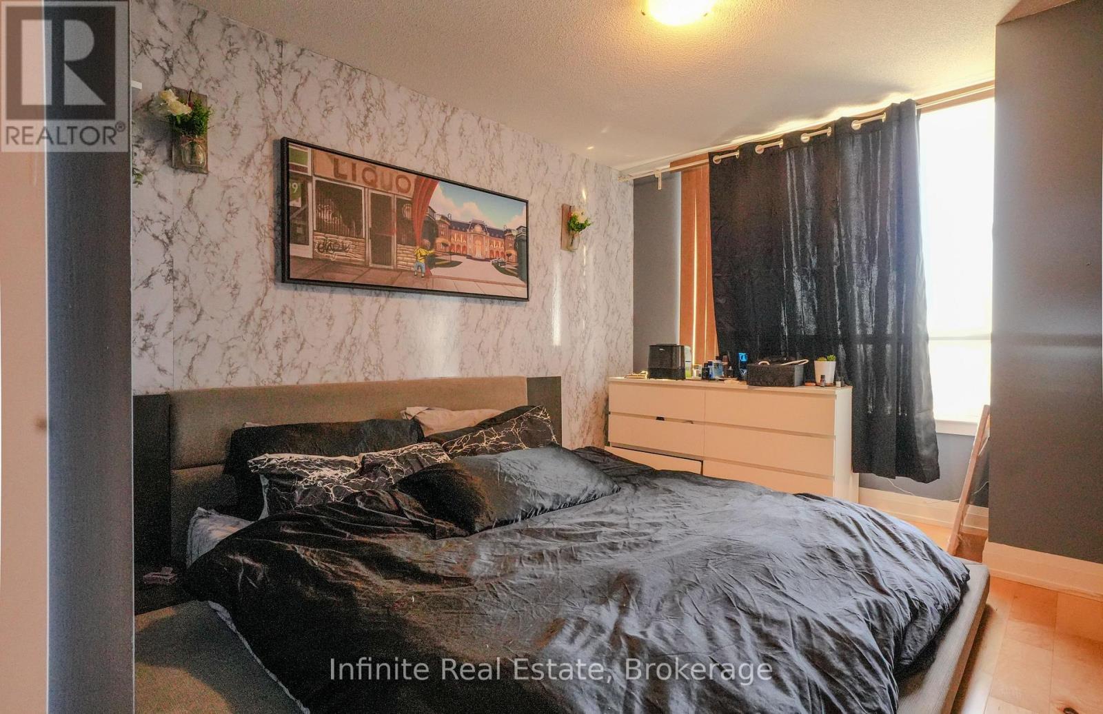 #PH4 1060 SHEPPARD AVENUE W - 18