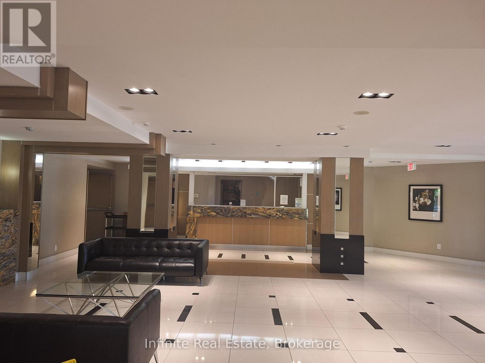 #PH4 1060 SHEPPARD AVENUE W - 6