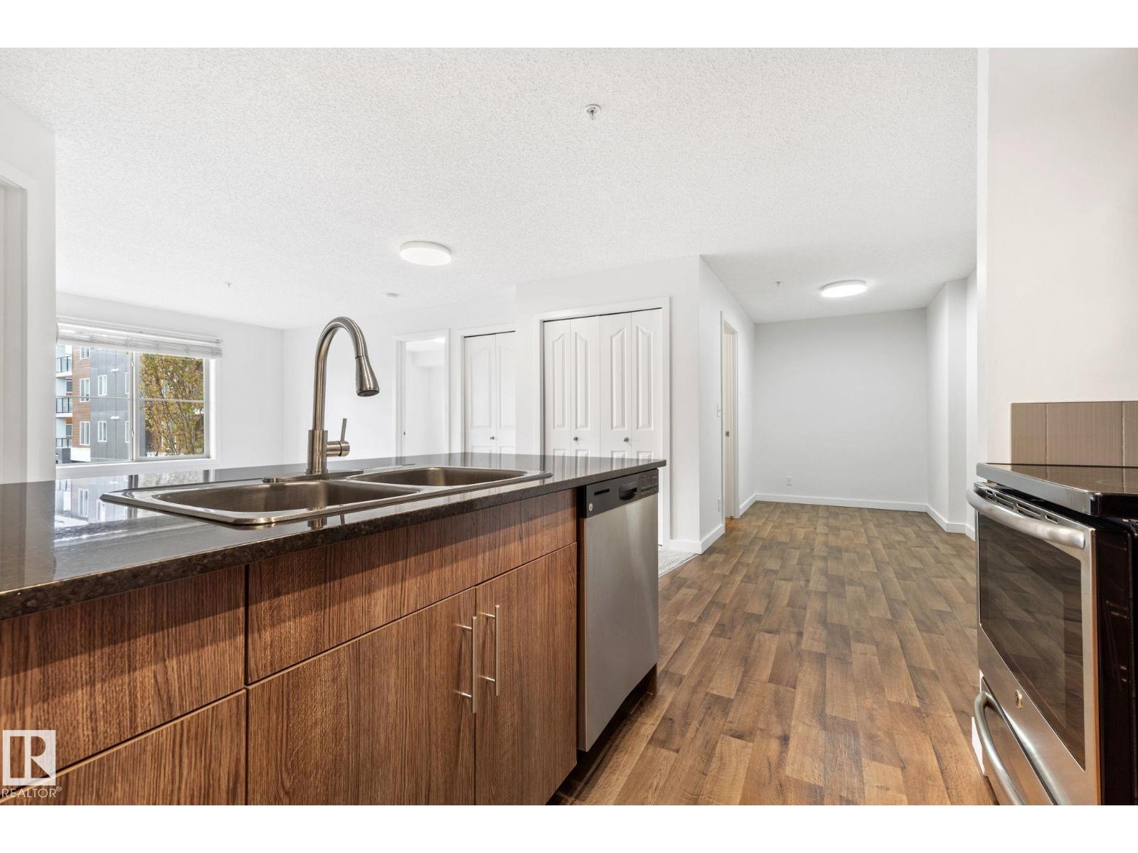 #316 12035 22 AV SW - 18