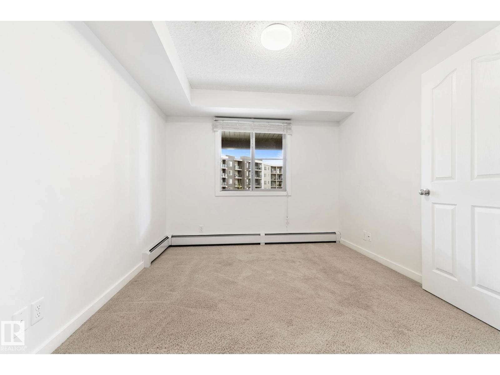 #316 12035 22 AV SW - 32