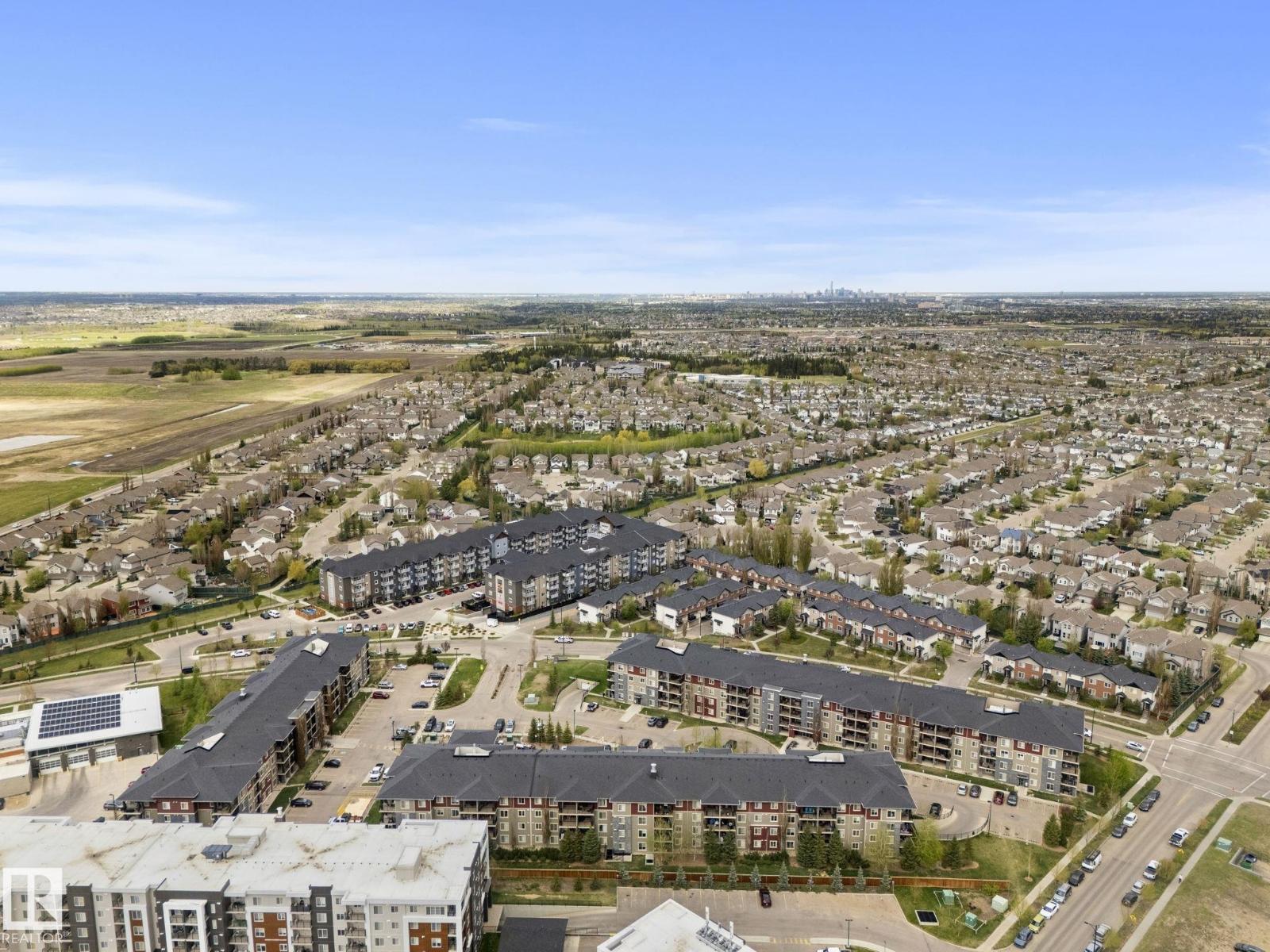 #316 12035 22 AV SW - 53