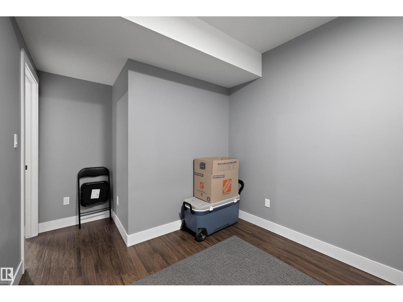6084 179 AV NW — photo 45