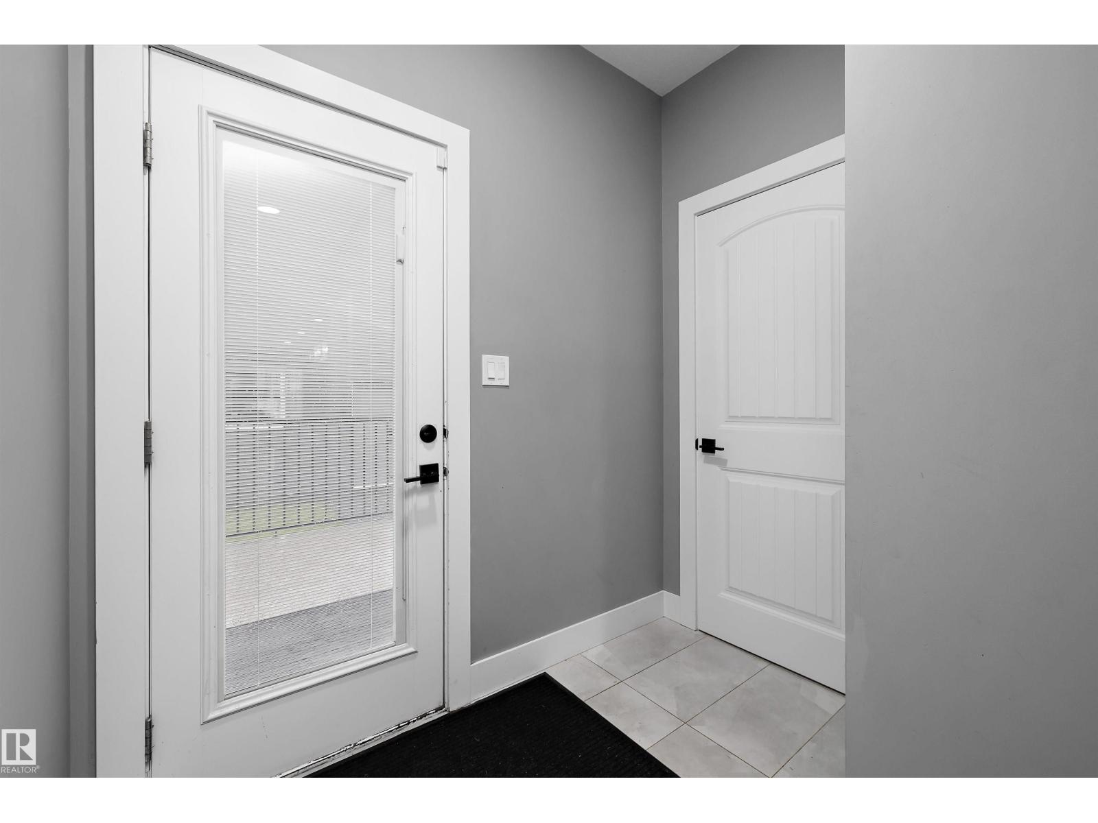 6084 179 AV NW — photo 25