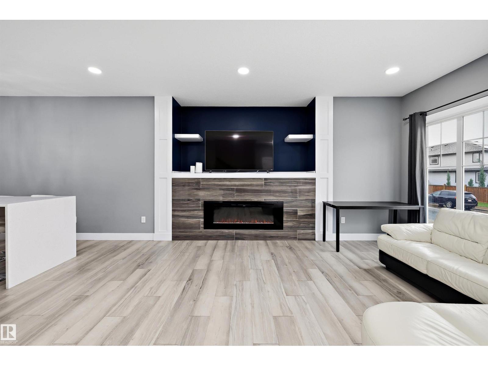 6084 179 AV NW — photo 16