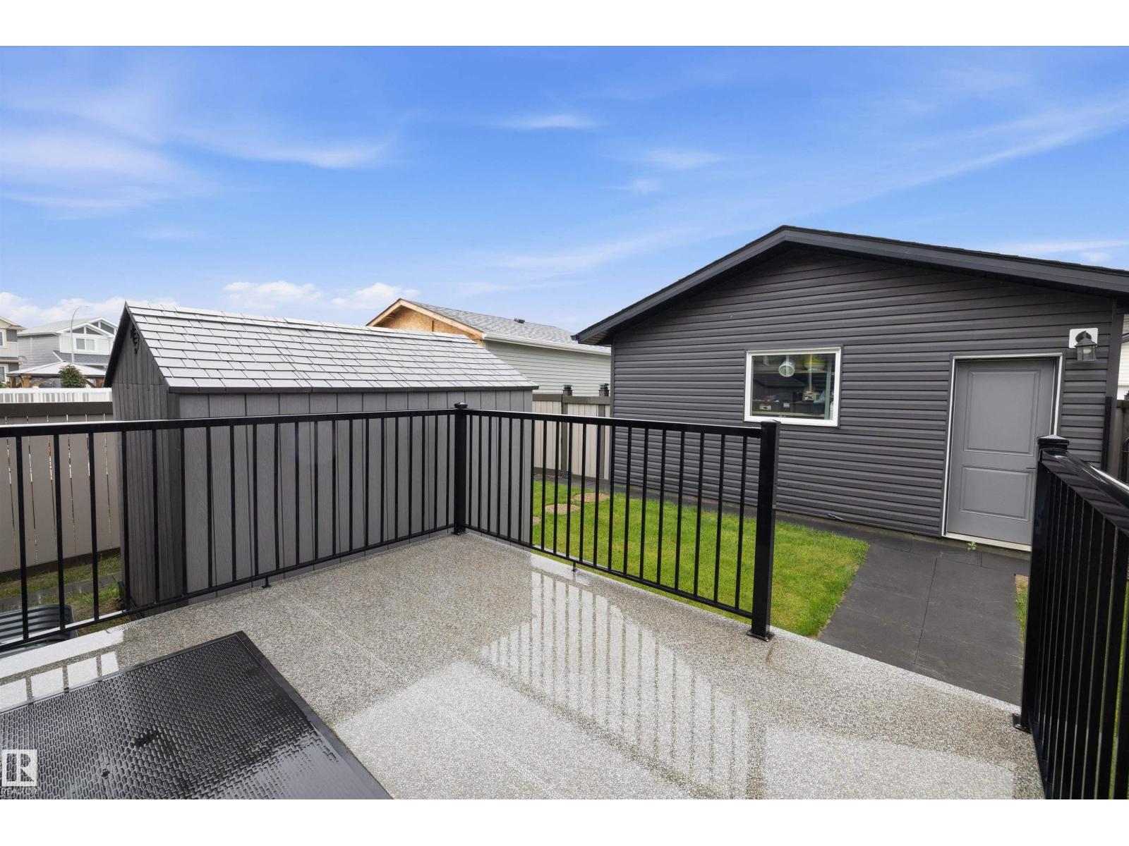 6084 179 AV NW — photo 12