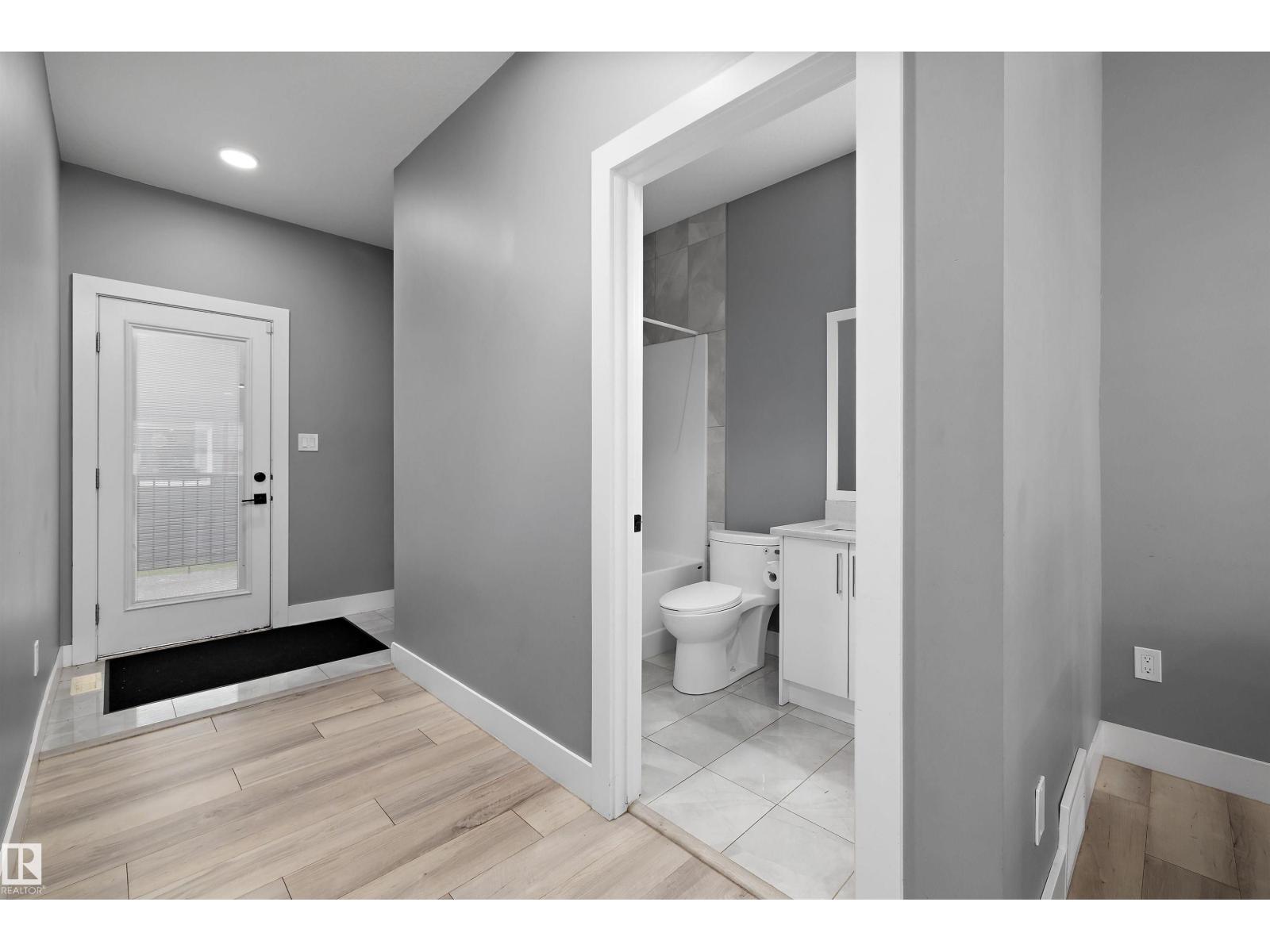 6084 179 AV NW — photo 26