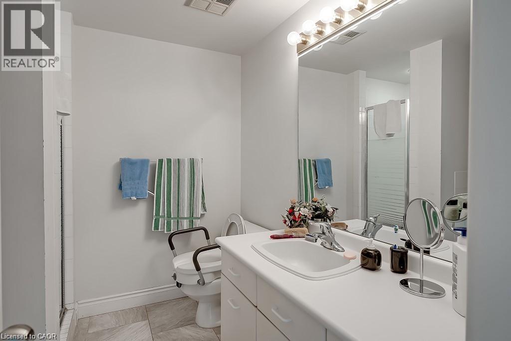 #1001 415 LOCUST Street - 28