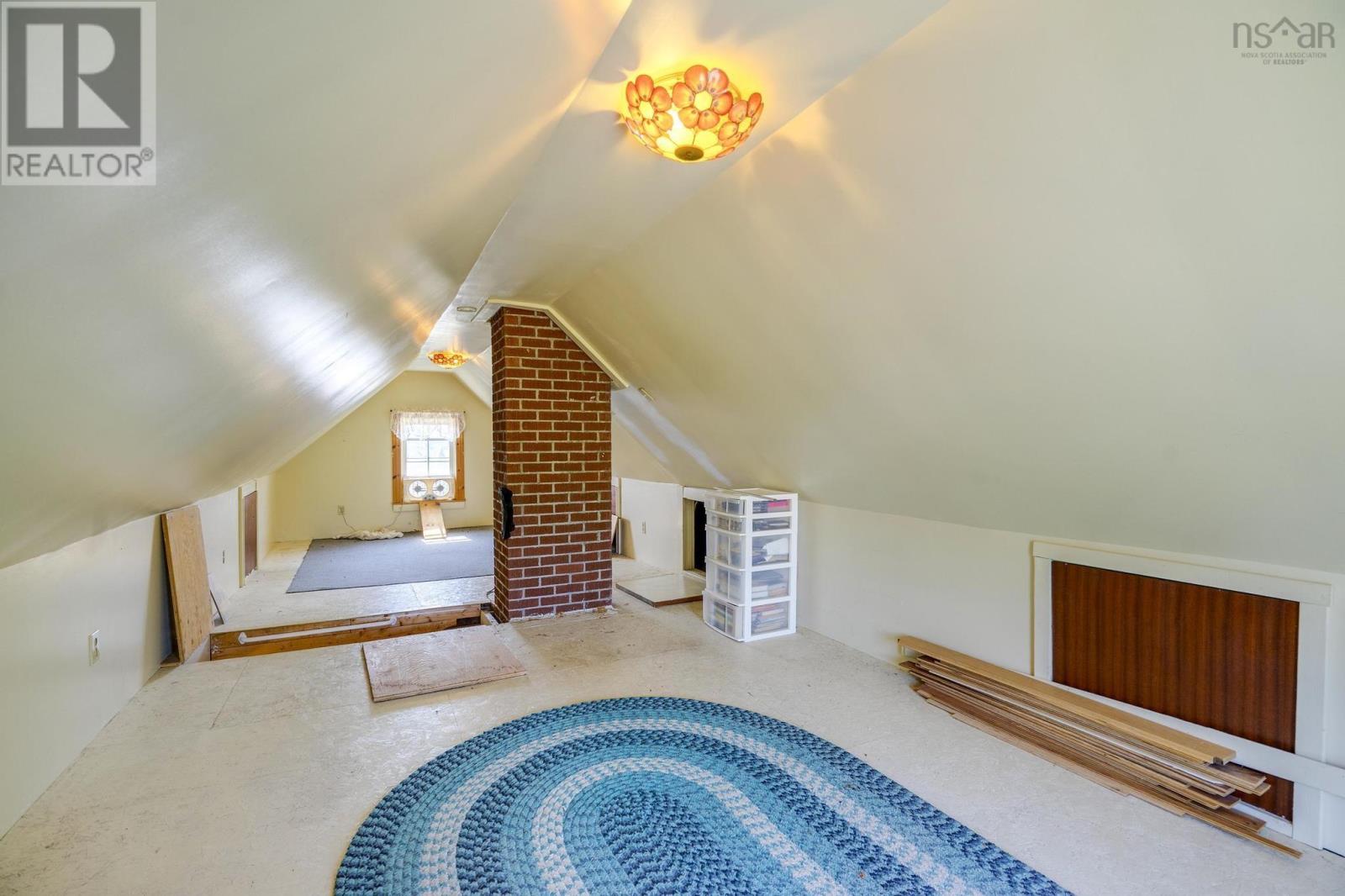 5454 Granville Road - 19