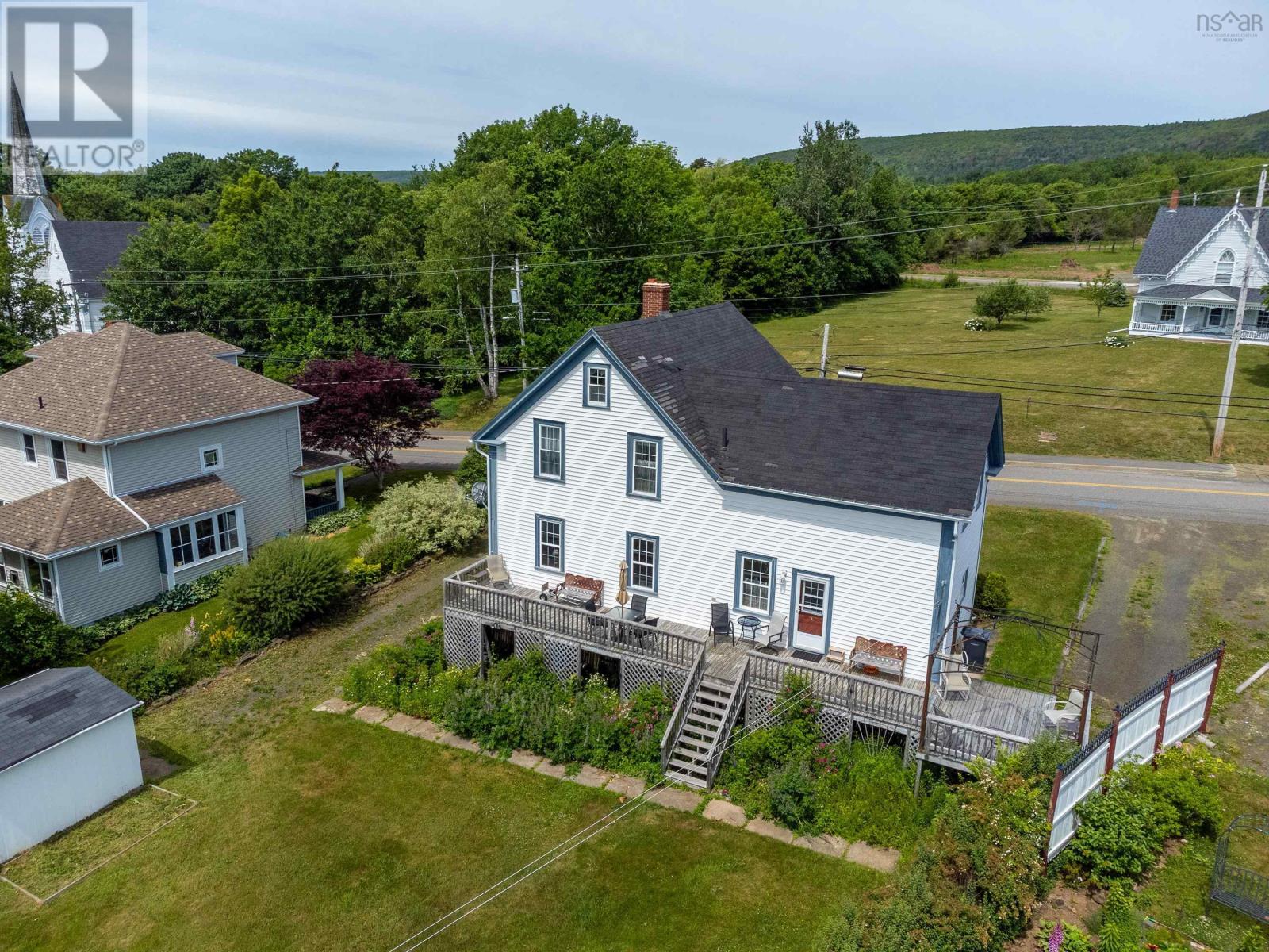 5454 Granville Road - 30