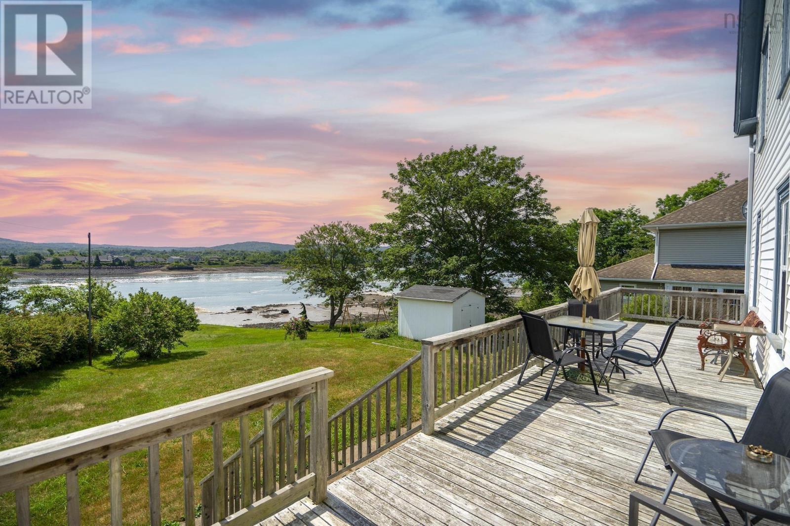 5454 Granville Road - 25