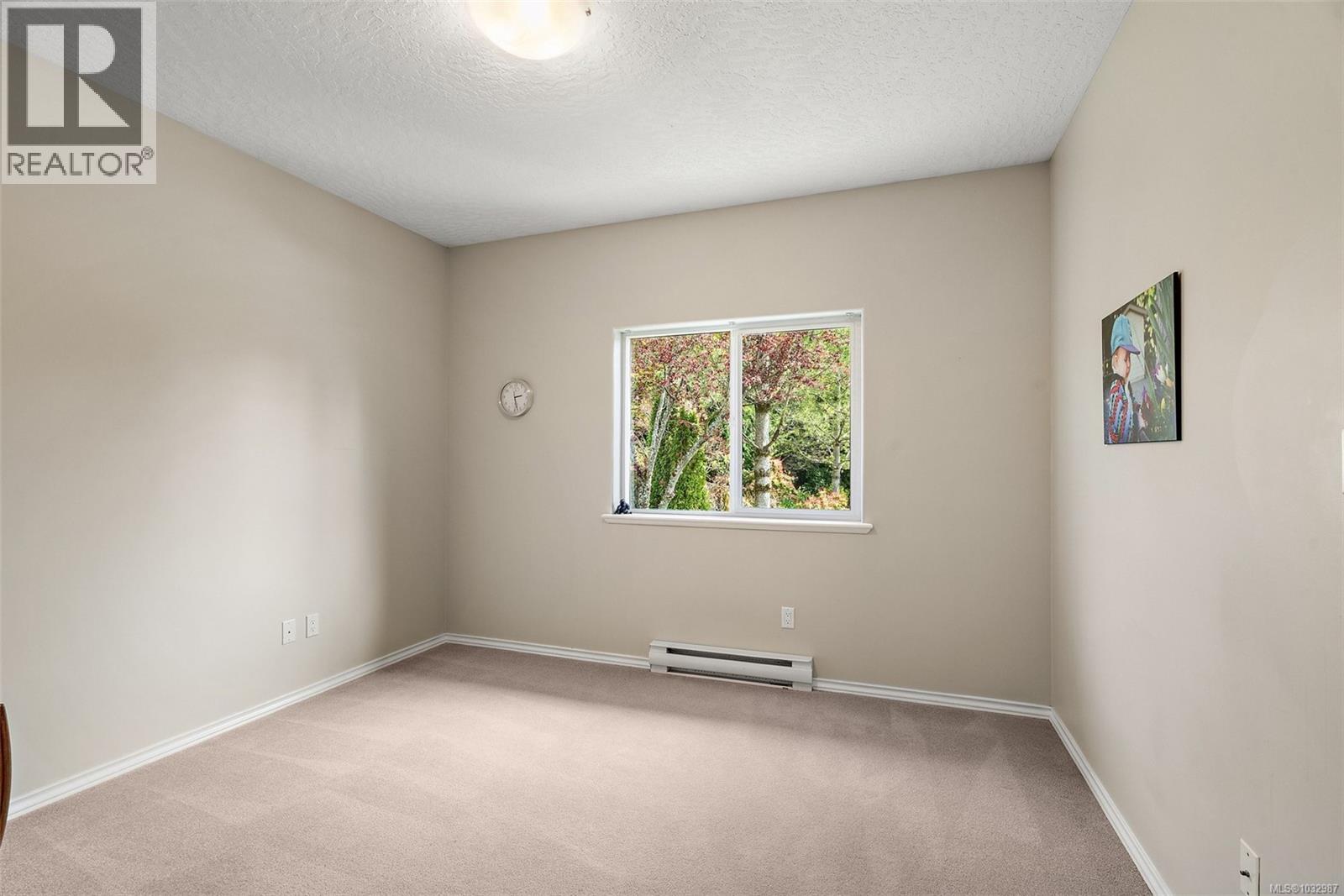 8593 Kingcome Cres - 52