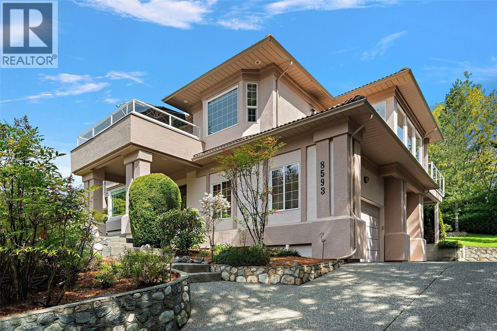 8593 Kingcome Cres - 47