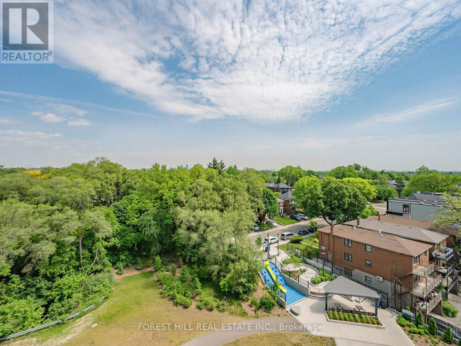 #703 250 LAWRENCE AVENUE W - 17