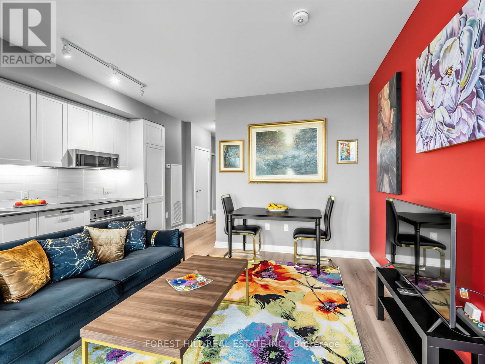 #703 250 LAWRENCE AVENUE W - 9