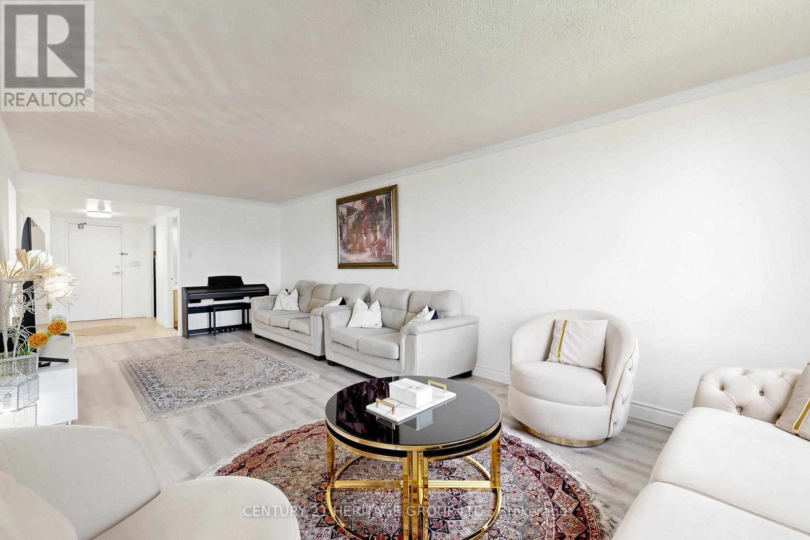 #501 5 KENNETH AVENUE - 11