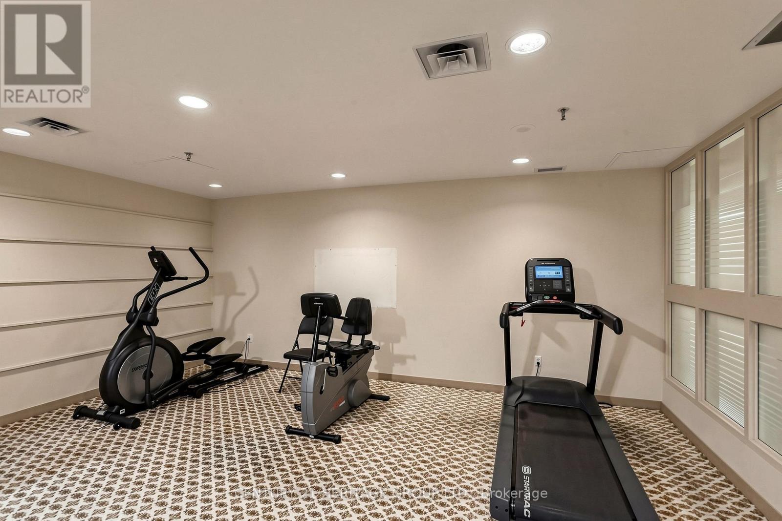 #501 5 KENNETH AVENUE - 31