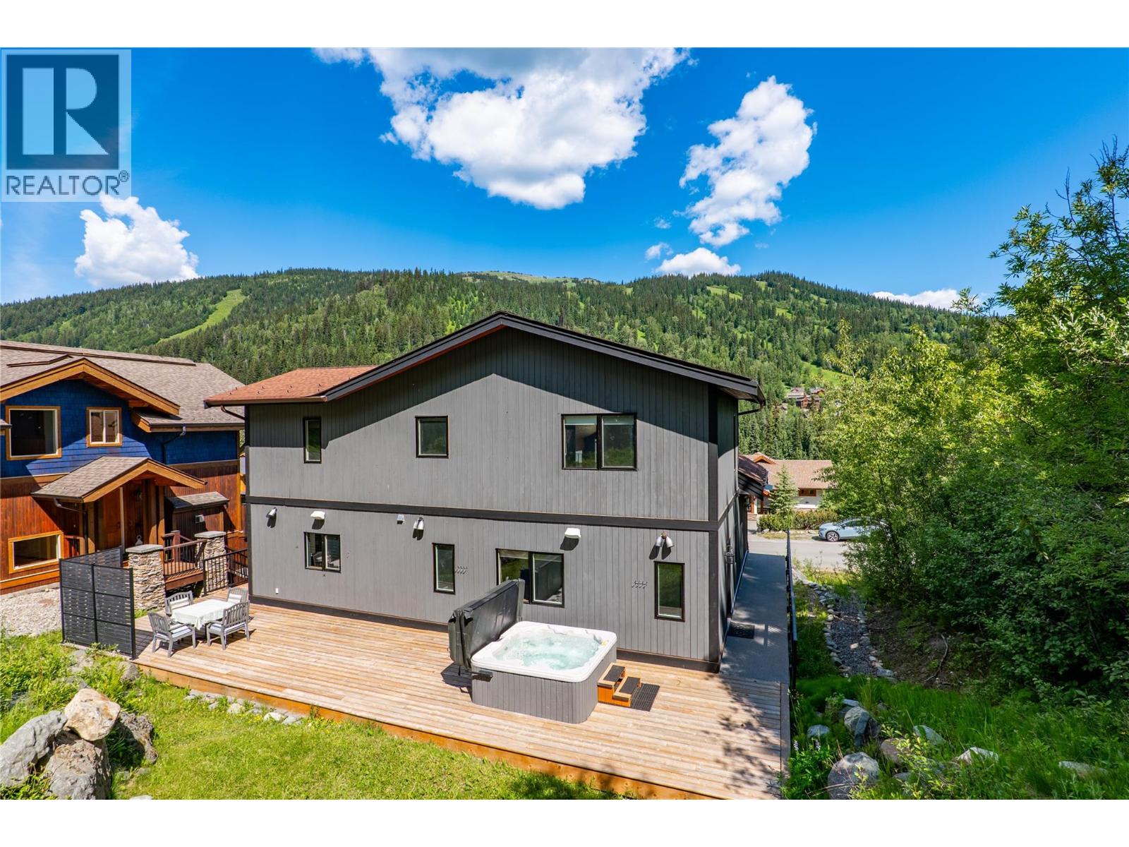 2429 Fairways Drive - 33