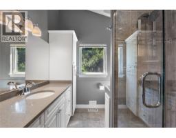 2429 Fairways Drive, Sun Peaks, BC V0E5N0 Photo 22