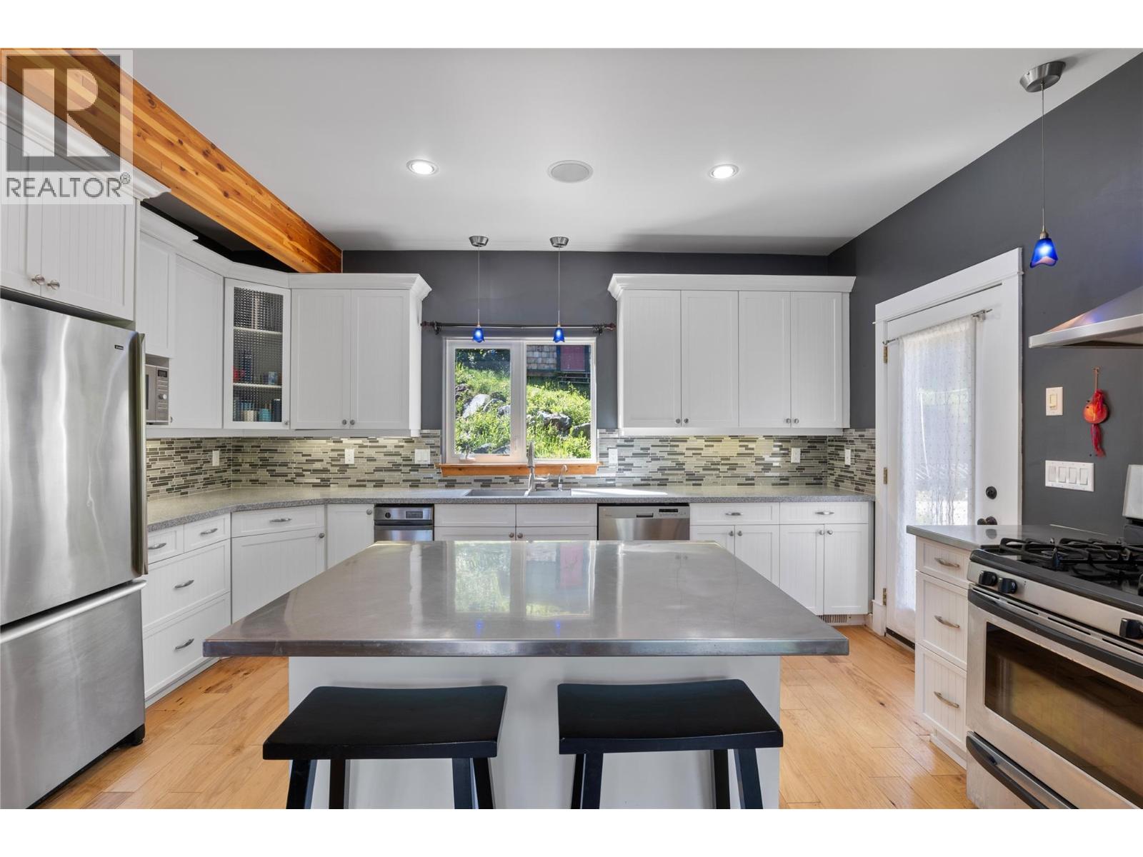 2429 Fairways Drive - 9