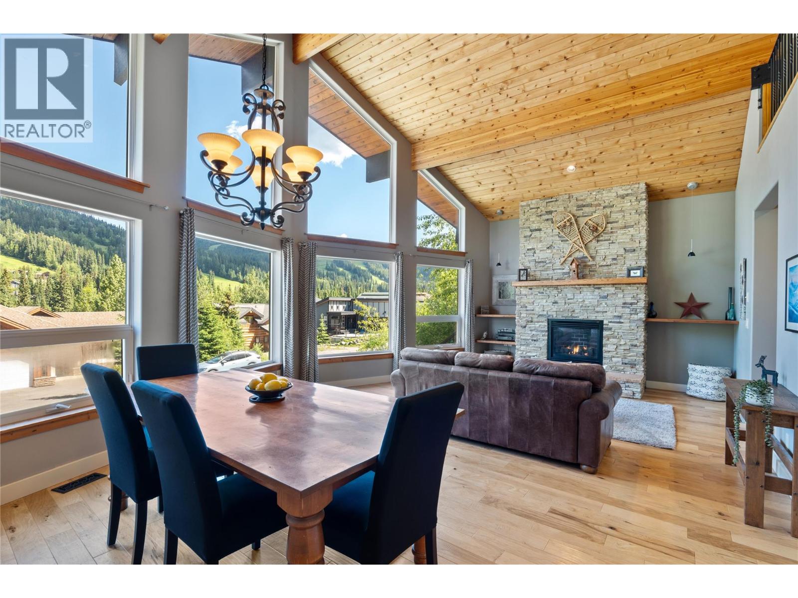 2429 Fairways Drive - 4