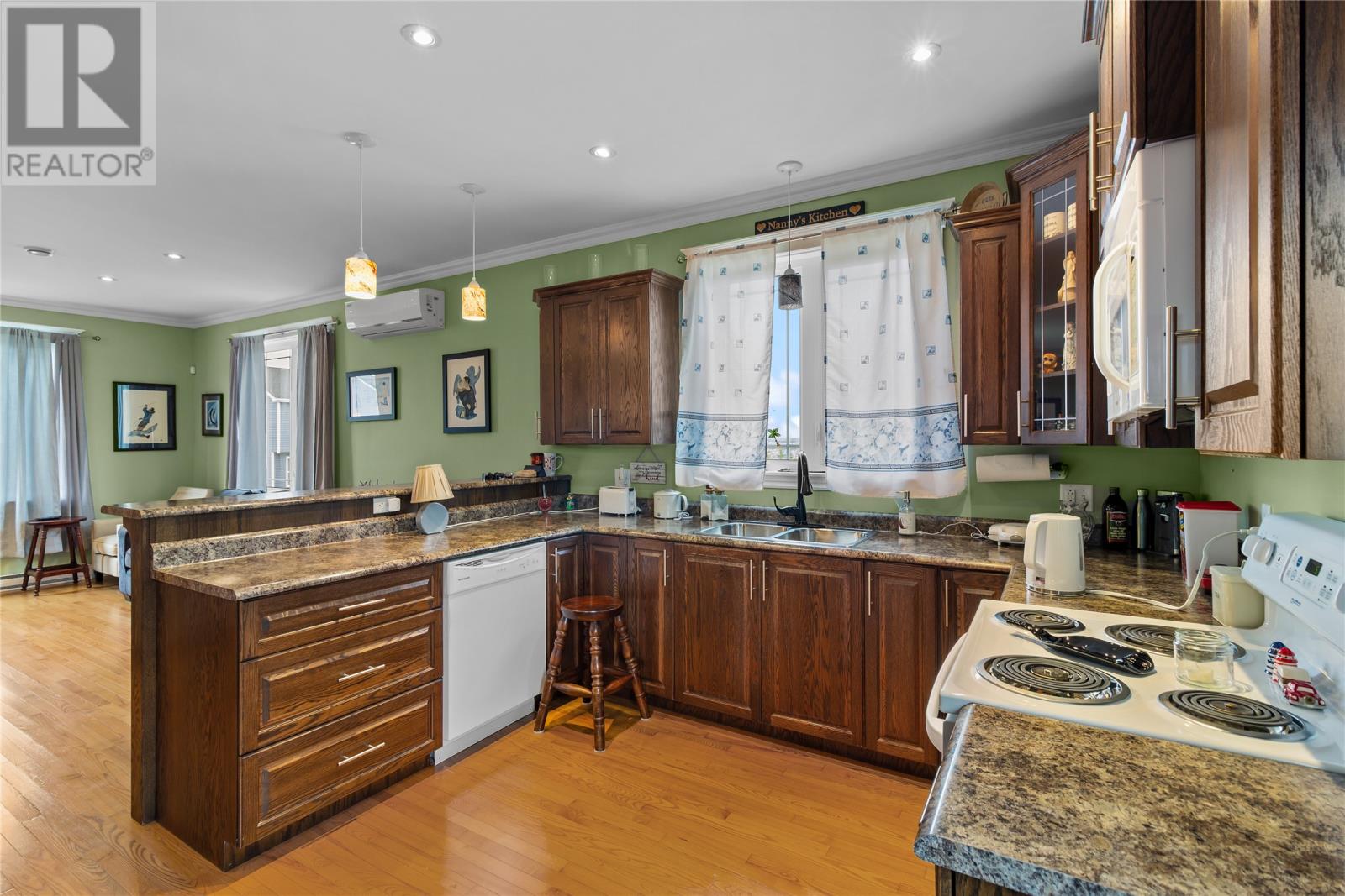 60 Paddykay Drive - 22