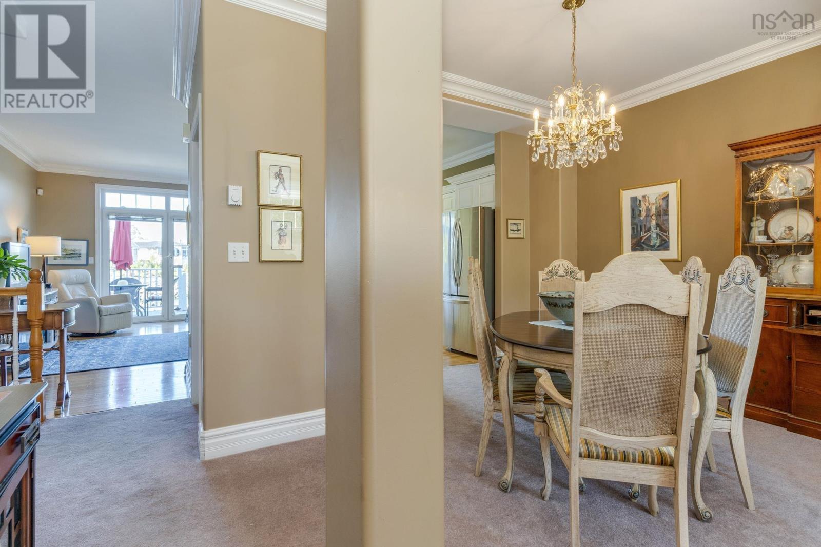 5 Arthur Lismer Court - 13