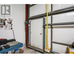 24  Building 7 - 441 Aviator Lane, Oshawa, ON L1J0B8 Photo 20