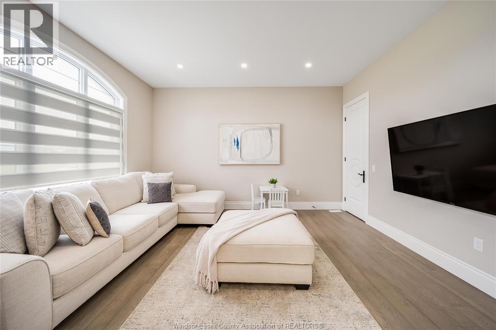 1428 MULLINS - 25